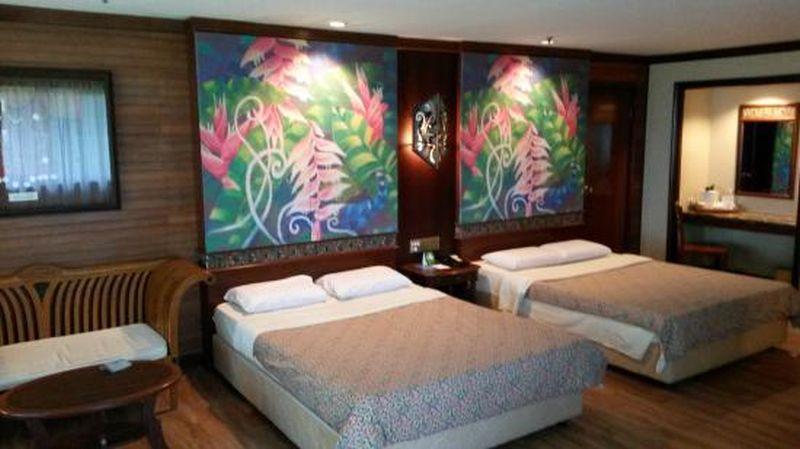Damai Beach Resort Кучінг Екстер'єр фото