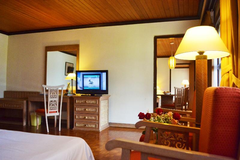 Damai Beach Resort Кучінг Екстер'єр фото