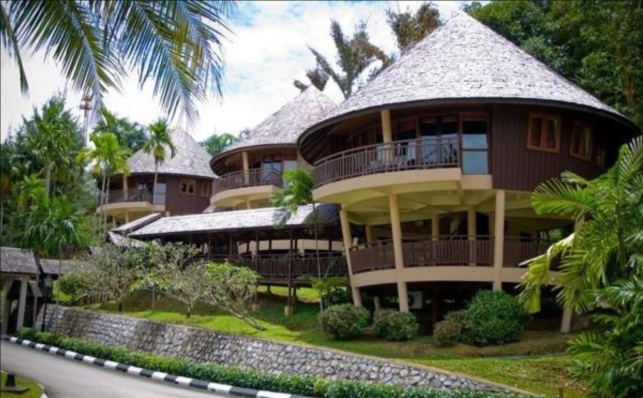 Damai Beach Resort Кучінг Екстер'єр фото